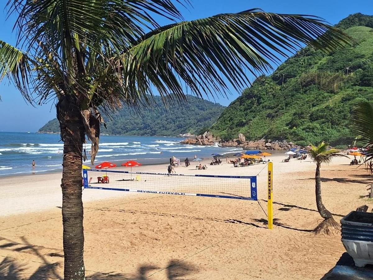 Apartment F1 Pe Na Areia: Beachfront With Sea Views In Guaruja