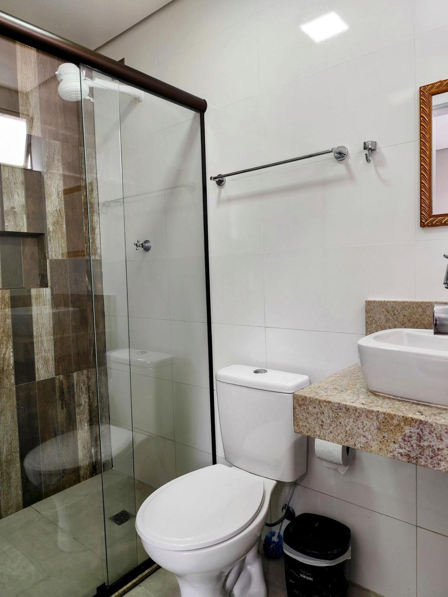 Apartment F1 Pe Na Areia: Beachfront With Sea Views In
