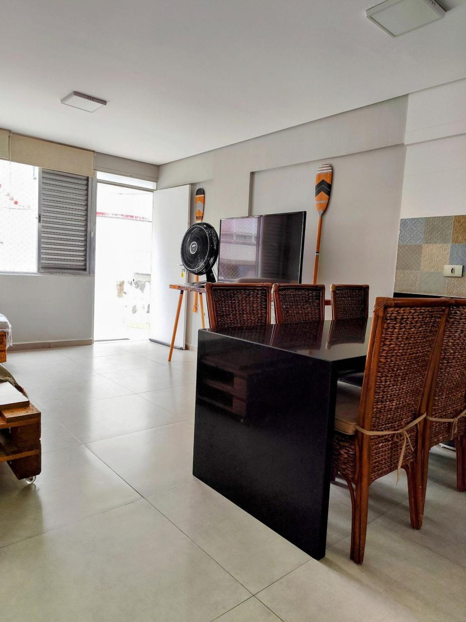 Apartment F1 Pe Na Areia: Beachfront With Sea Views In
