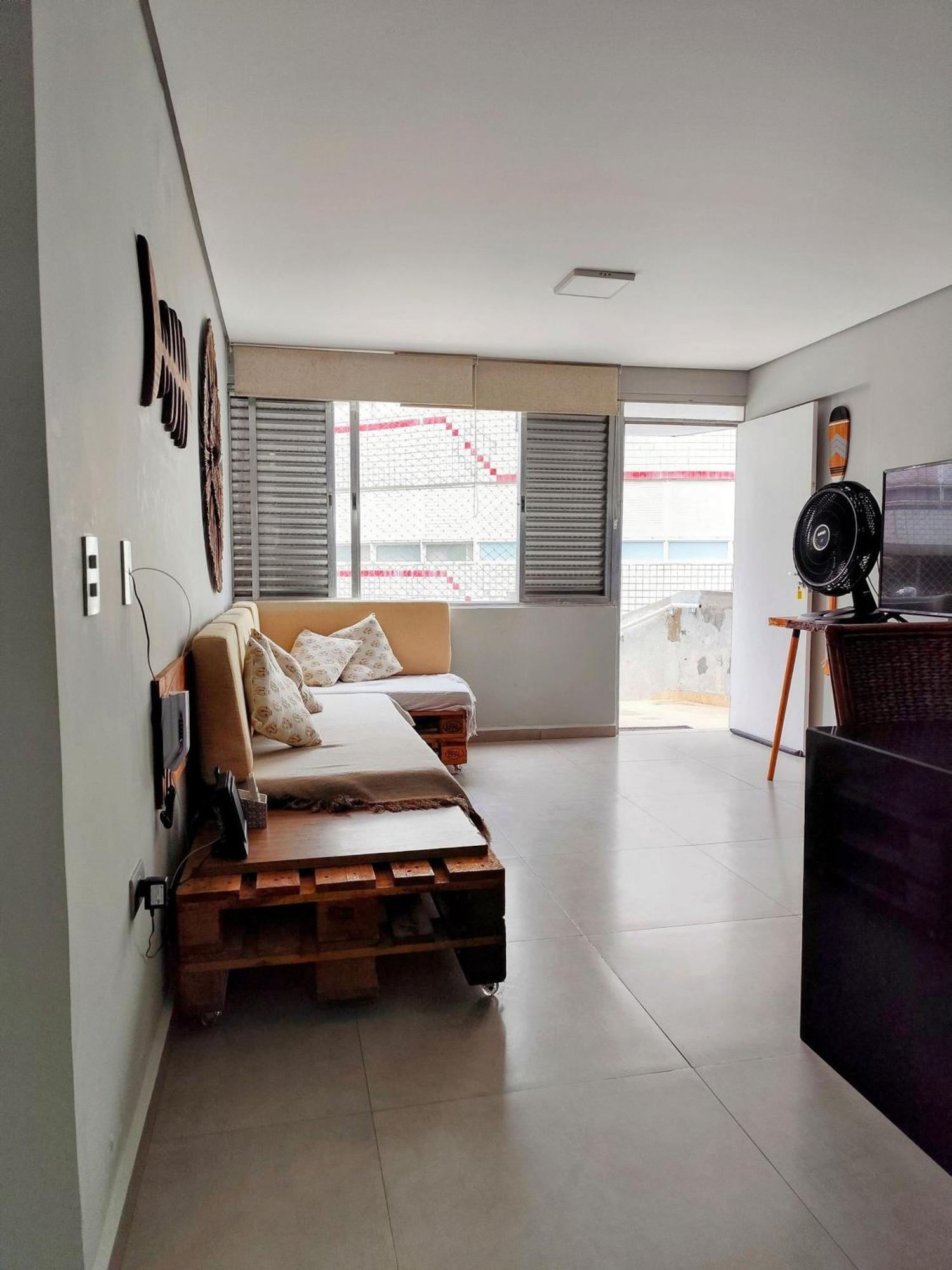 Apartment F1 Pe Na Areia: Beachfront With Sea Views In