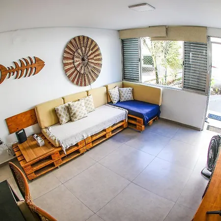 F1 Pe Na Areia: Beachfront Suites with Sea Views in Guaruja Exterior photo
