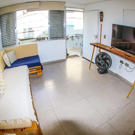 F1 Pe Na Areia: Beachfront Suites with Sea Views in Guaruja Exterior photo