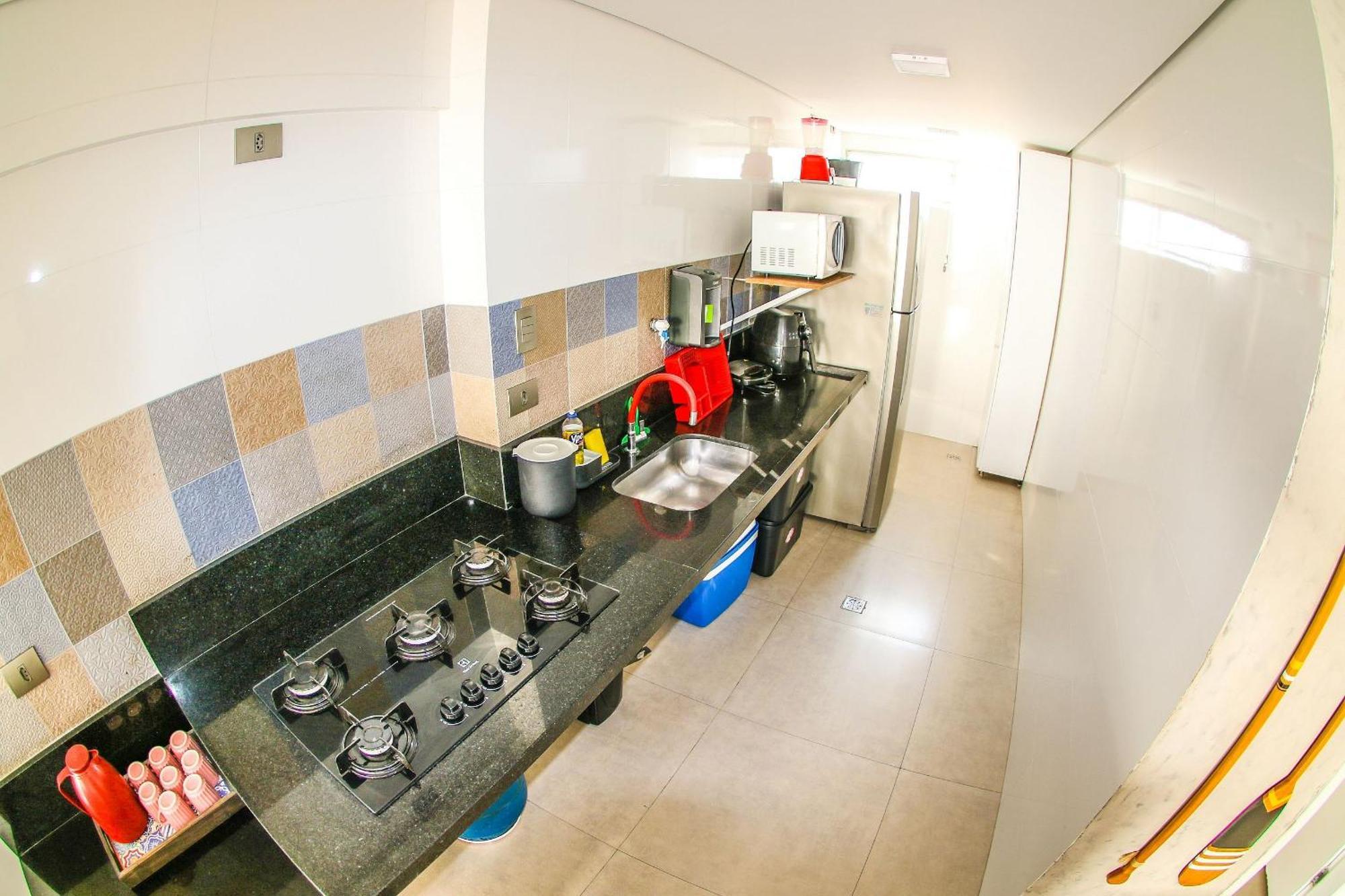 F1 Pe Na Areia: Beachfront With Sea Views In Apartment